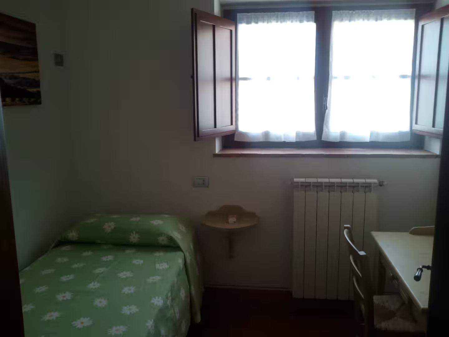 camera da letto singola 2